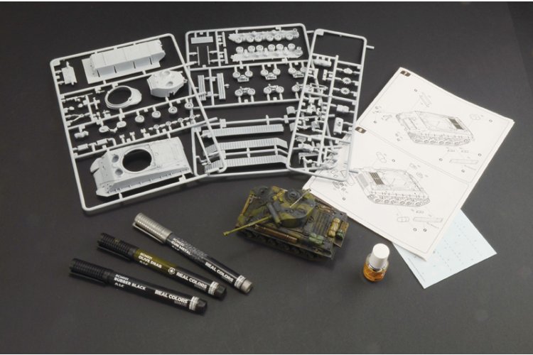 1:56 Italeri 75001 Sherman M4A3E8 Fury WWII - Amerikaanse Tank - Starter Set - Ita75001 2 - ITA75001