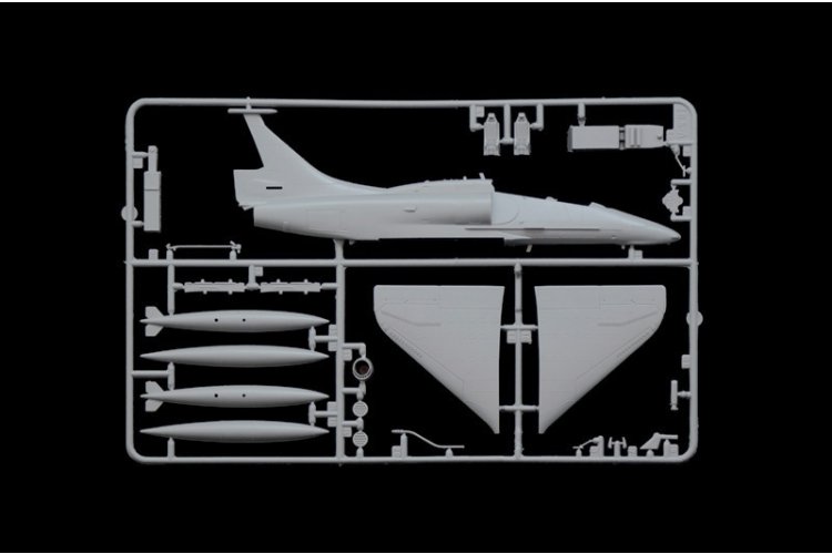 1:72 Italeri 90165 McDonnell Douglas OA-4M Skyhawk II - Amerikaanse Straaljager - Ita90165 7 - ITA90165