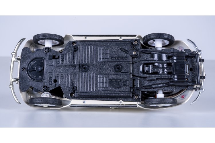 1:18 Jamara 405111 RC Car &ndash; Volkswagen Beetle &ndash; Cream White &ndash; Diecast - 40 MHz - Jam405111 15 - JAM405111