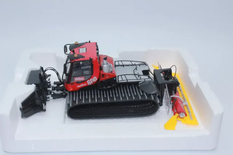 1:43 Jaegerndorfer 4807 Pistenbully 600 Skiwelt - Rood - Jc4807 2 - JC4807