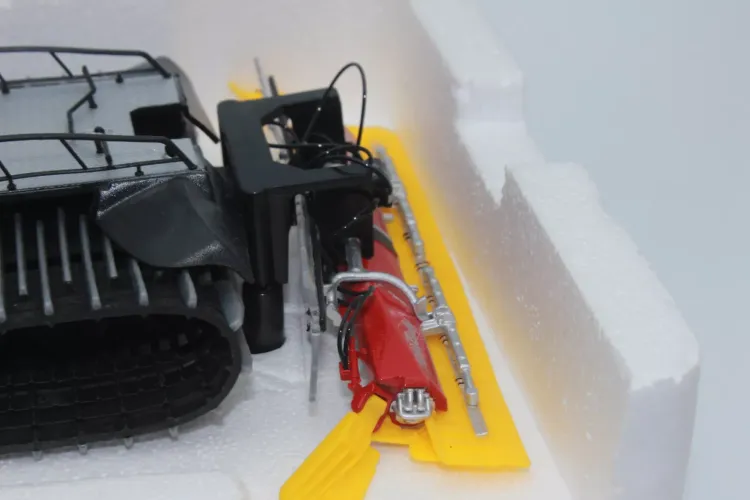 1:43 Jaegerndorfer 4807 Pistenbully 600 Skiwelt - Rood - Jc4807 5 - JC4807