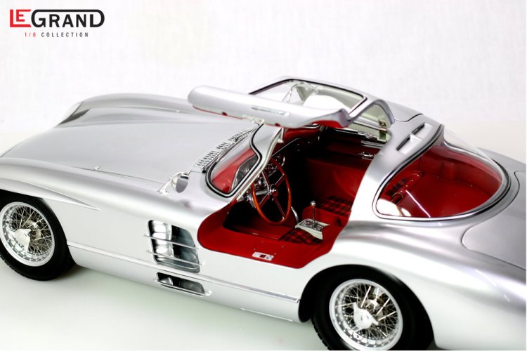 1:8 LeGrand 105 Mercedes-Benz 300 SLR Uhlenhaut Coup&eacute; &ndash; Red Interior &ndash; Car - Le105 4 - LE105