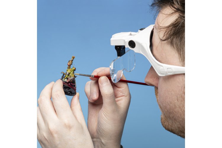 ModelCraft LC1780USB Loepbril met LED Verlichting en Hoofdband - Mcrlc1780usb 3 - MCRLC1780USB