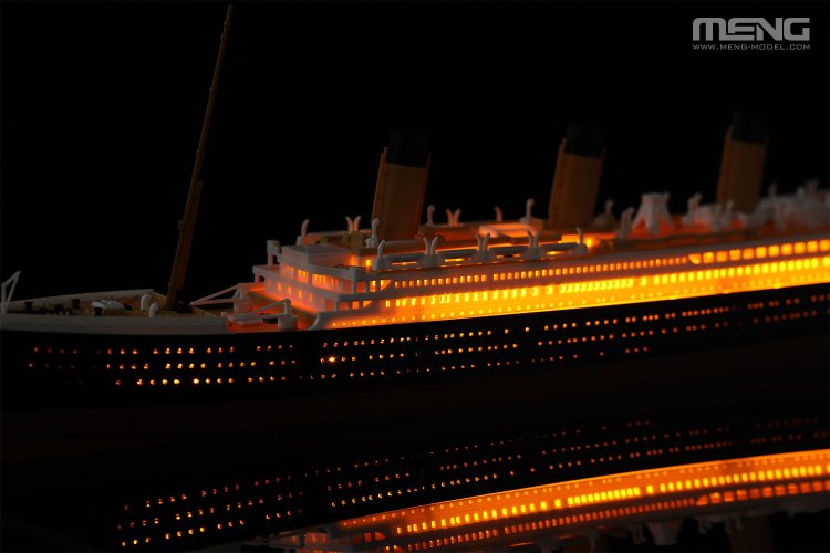 1:700 MENG PS008 R.M.S. Titanic Ship with LED Light - Menps008 9 - MENPS008