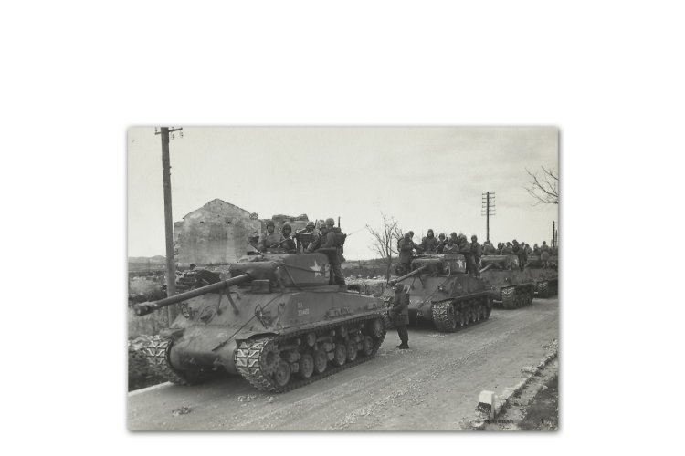 AMMO MIG 6326 Visual Modelers Guide - M4A3E8 Sherman Easy Eight - Engelstalig - Mig6326 xs 3 - MIG6326-XS
