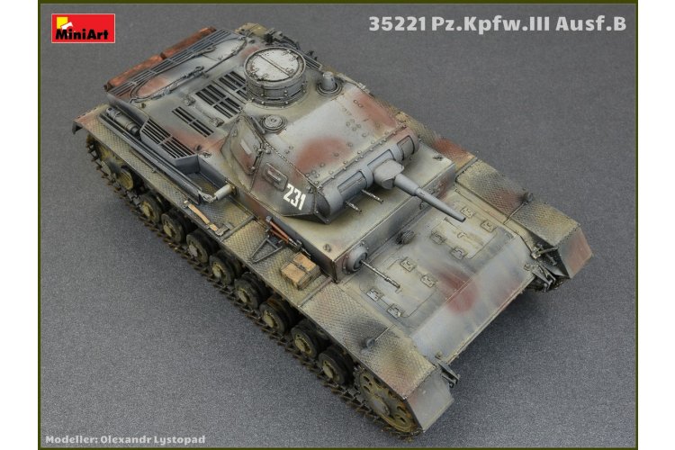 1:35 MiniArt 35221 Pz. Kpfw. III Ausf. B with Crew WWII - German Medium Tank with 5 Figures - Min35221 10 - MIN35221