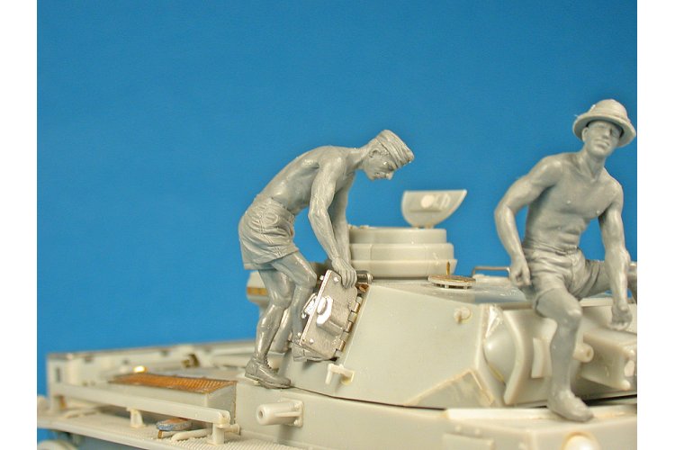 1:35 MiniArt 35278 German Tank Crew Afrika Korps - Special Edition - Min35278 4 - MIN35278