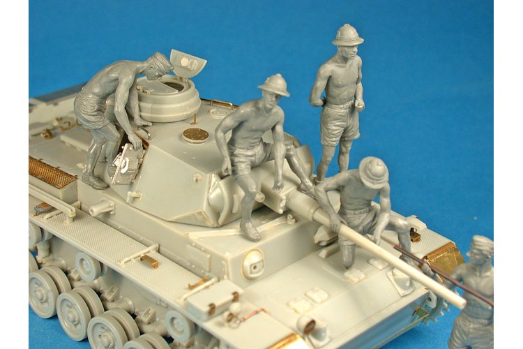 1:35 MiniArt 35278 German Tank Crew Afrika Korps - Special Edition - Min35278 5 - MIN35278