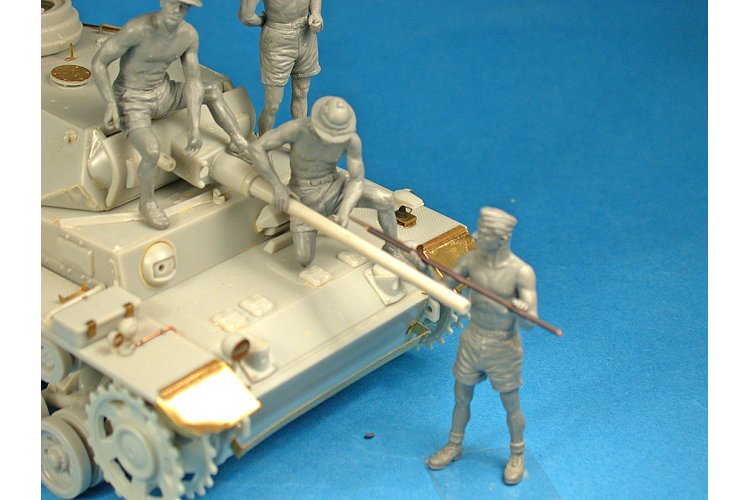1:35 MiniArt 35278 German Tank Crew Afrika Korps - Special Edition - Min35278 6 - MIN35278
