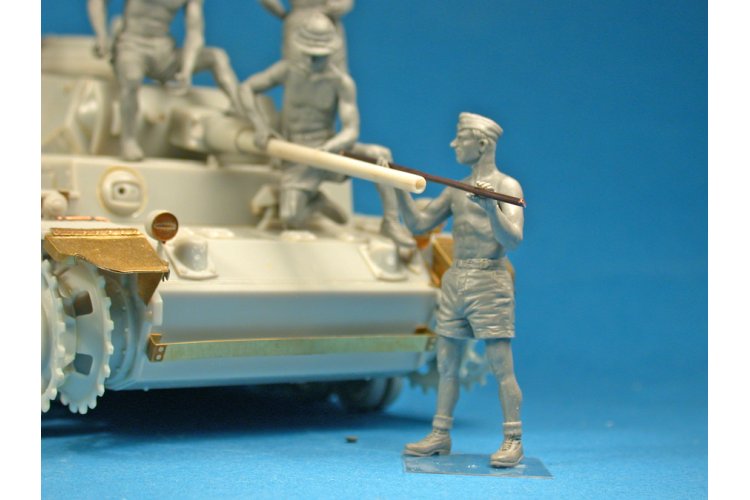 1:35 MiniArt 35278 German Tank Crew Afrika Korps - Special Edition - Min35278 7 - MIN35278