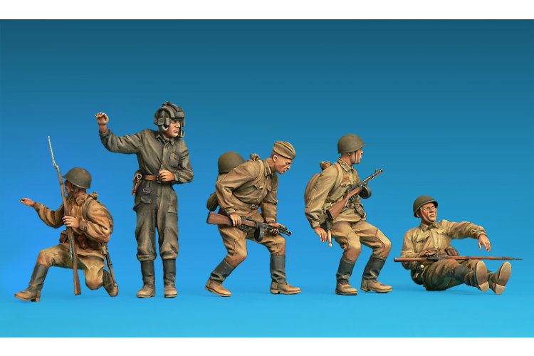 1:35 MiniArt 35281 Soviet Soldiers on the Move &ndash; Special Edition &ndash; 5 Military Figures - Min35281 2 - MIN35281