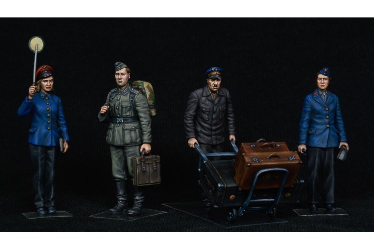 1:35 MiniArt 38010 Duits Treinstation Personeel 1930-1940 - 4 Figuren - Min38010 3 - MIN38010