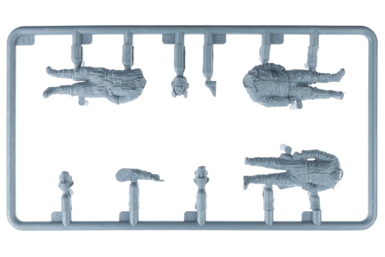 1:48 MiniArt 49026 Luftwaffe Pilots & Command Staff WWII &ndash; 8 Figures - Min49026 3 - MIN49026
