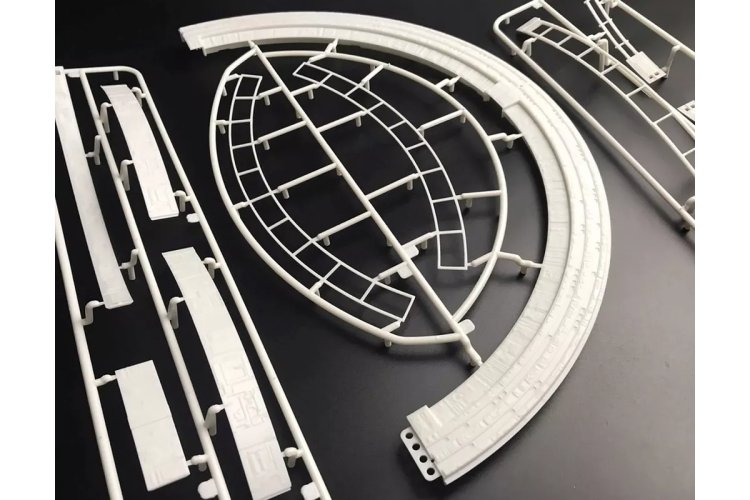 1:2600 Moebius 2001-6 2001: A Space Odyssey Space Station V - Moe2001 6 3 - MOE2001-6