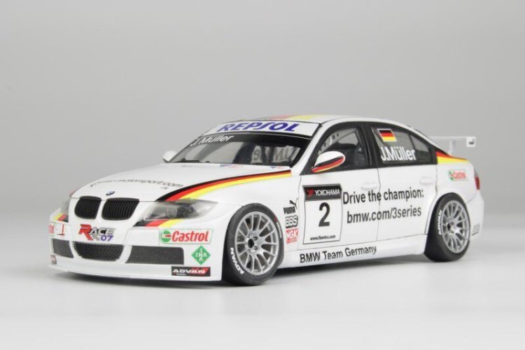 1:24 NuNu 24037 BMW 320si E90 2008 WTCC Brands Hatch Winner - Nunu24037 2 - NUNU24037