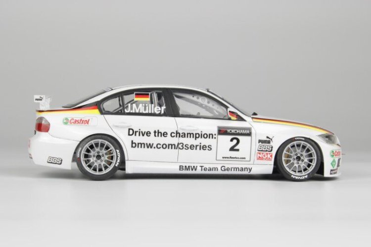 1:24 NuNu 24037 BMW 320si E90 2008 WTCC Brands Hatch Winner - Nunu24037 4 - NUNU24037