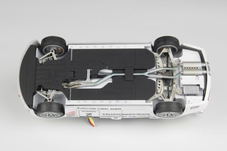 1:24 NuNu 24037 BMW 320si E90 2008 WTCC Brands Hatch Winner - Nunu24037 6 - NUNU24037