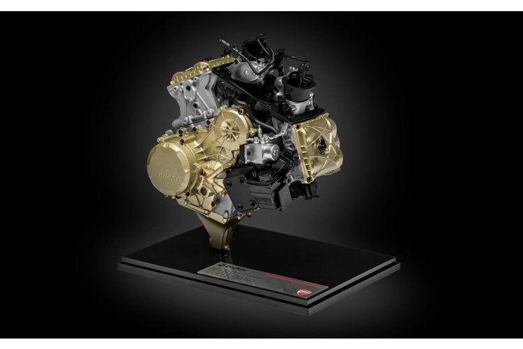1:4 Pocher HKM124 Ducati Superquadro V2 Motorblok - Pchkm124 5 - PCHKM124
