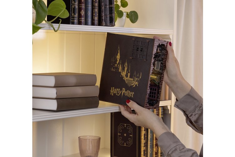 Revell 00530 Tiny Adventures - Harry Potter "Diagon Alley" - 18x11x23cm - Rev00530 25 - REV00530