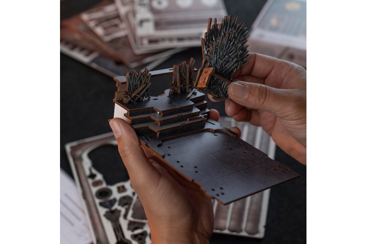 Revell 00531 Tiny Adventures - Game of Thrones - House of the Dragon "Iron Throne" - 18x11x23cm - Rev00531 12 - REV00531