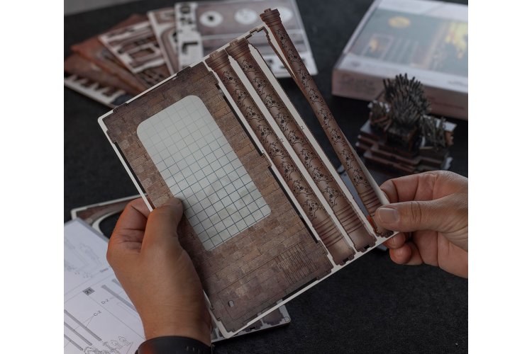 Revell 00531 Tiny Adventures - Game of Thrones - House of the Dragon "Iron Throne" - 18x11x23cm - Rev00531 13 - REV00531