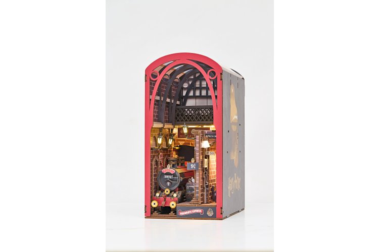 Revell 00545 Tiny Adventures - Harry Potter - Hogwarts Express - Boekhoekje met LED Verlichting - 18x11x23cm - Rev00545 6 - REV00545