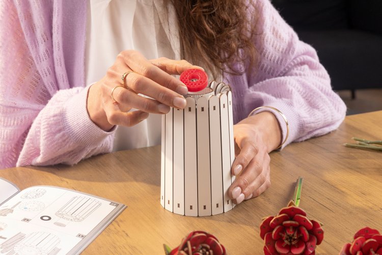 Revell 00631 Flowers - Droom van Rozen - Houten Bloemen met Vaas - Rev00631 9 - REV00631