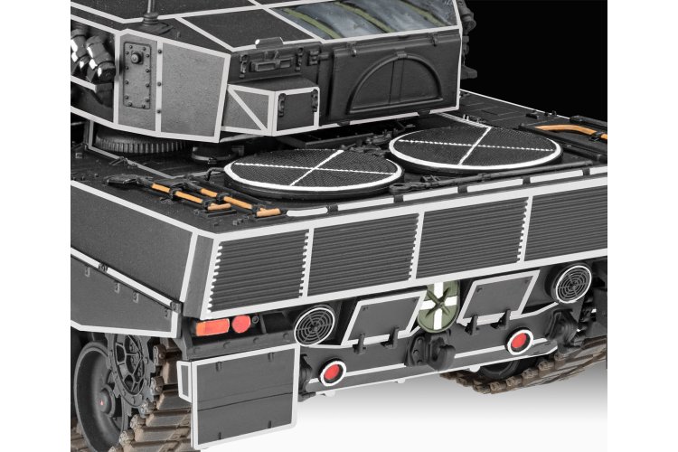 1:35 Revell 03368 Leopard 2A4 &ndash; 40th Anniversary &ndash; Special Decoration &ndash; German Tank - Rev03368 5a - REV03368