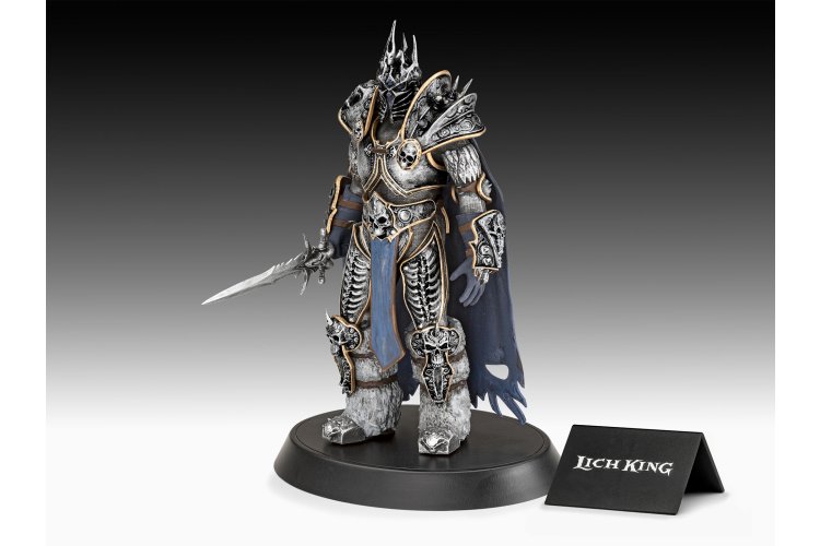 Revell 1:16 The Lich King World of Warcraft Figure Gift Set