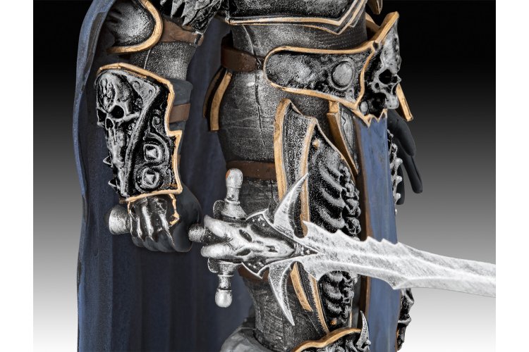 Revell 1:16 The Lich King World of Warcraft Figure Gift Set