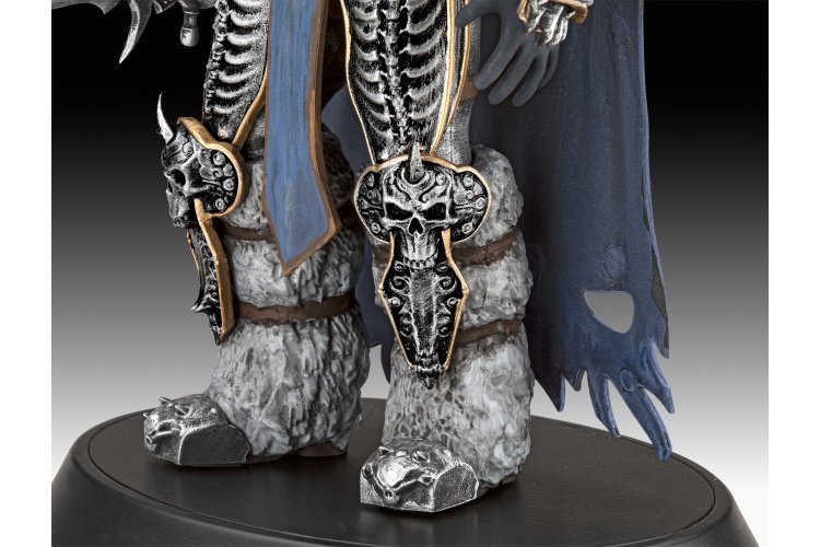 Revell 1:16 The Lich King World of Warcraft Figuur Geschenkset