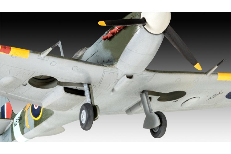 1:72 Revell 03710 Messerschmitt Bf 109G-10 & Supermarine Spitfire Mk.V WWII - 2 Fighter Aircraft - Combat Set - Rev03710 9 - REV03710