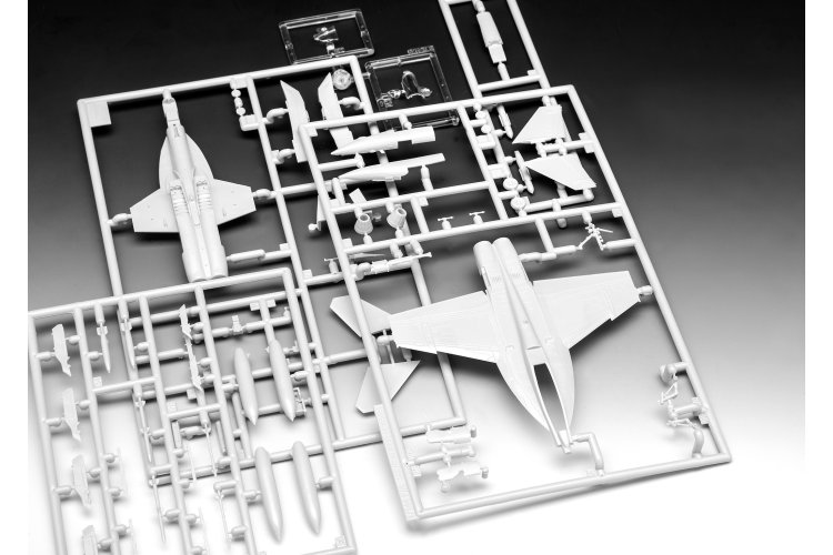 1:144 Revell 03997 Boeing F/A-18E Super Hornet - American Fighter and Attack Aircraft - Rev03997 4 - REV03997