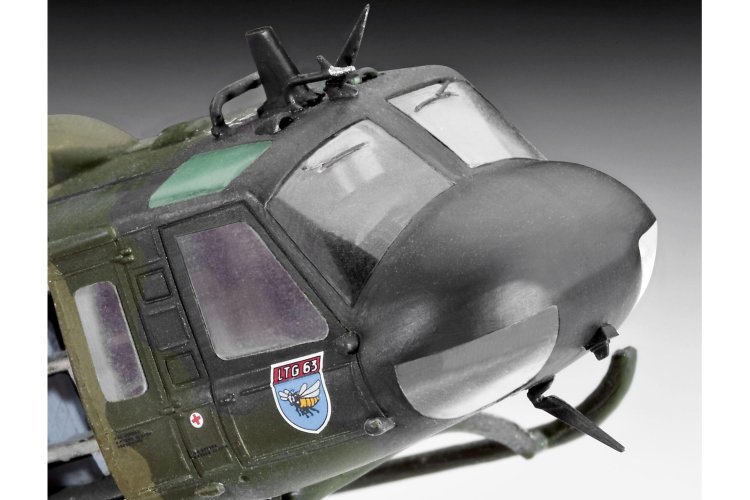 1:72 Revell 04444 Bell UH-1D - SAR - Rev04444 4 - REV04444