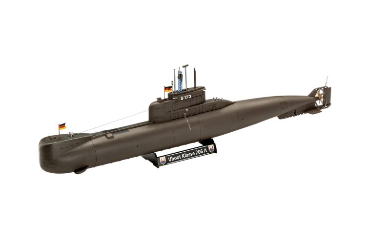1:144 Revell 05186 &ndash; 70 Years Bundeswehr &ndash; 3 German Submarines &ndash; Exclusive Anniversary Edition - Rev05186 4 - REV05186