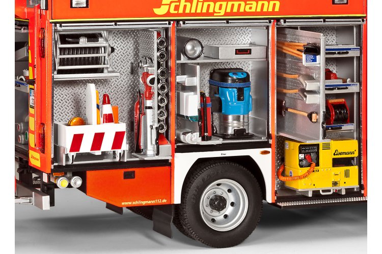 1:24 Revell 07404 Mercedes-Benz Atego 1529 AF Schlingmann LF20/16 - Fire Truck - Rev07404 4 - REV07404