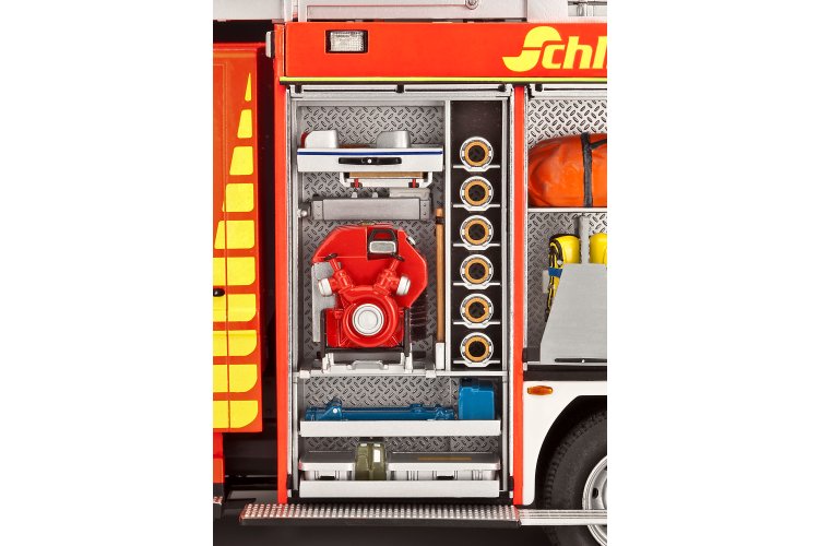 1:24 Revell 07404 Mercedes-Benz Atego 1529 AF Schlingmann LF20/16 - Fire Truck - Rev07404 7 - REV07404