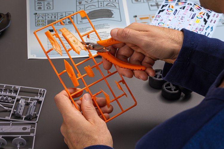 1:20 Revell 07748 McLaren MCL39 2025 met Standaard - Formule 1-auto - Click System - Rev07748 22 - REV07748