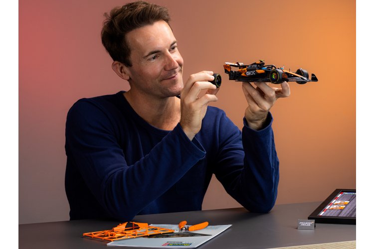 1:20 Revell 07748 McLaren MCL39 2025 met Standaard - Formule 1-auto - Click System - Rev07748 27 - REV07748