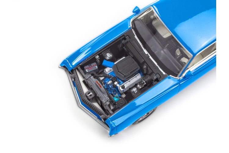 1:25 Revell 14534  1970 Ford Torino Cobra Car - Rev14534 1970 ford torino cobra 04 - REV14534