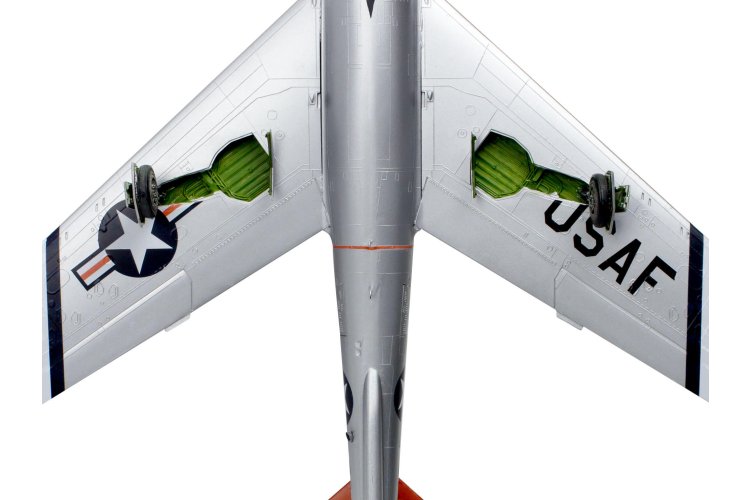 1:48 Revell 15996 F-84F Thunderstreak - Thunderbirds Plane - Rev15996 5 - REV15996