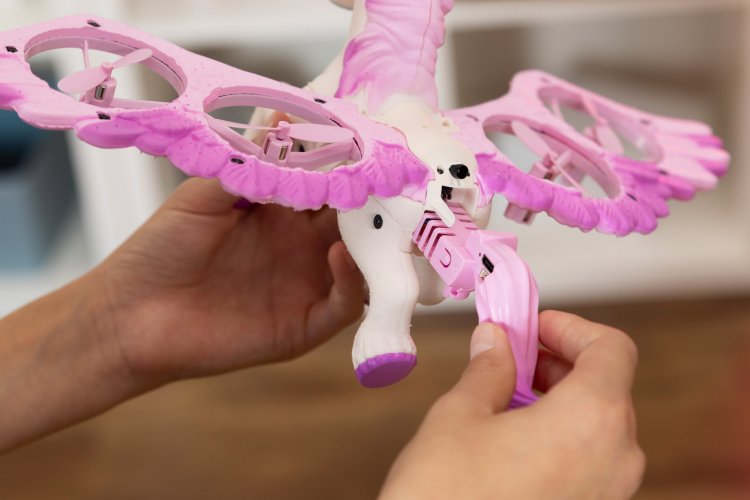 Revell 23803 RC Quadrocopter - Vliegende Eenhoorn - Lichtgevende LED-effecten - Roze - 2,4 GHz - Rev23803 13 - REV23803