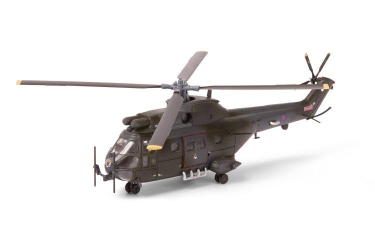 1:144 Revell 63746 Westland Puma HC.1 - British Helicopter - Model Set - Rev63746 3 - REV63746