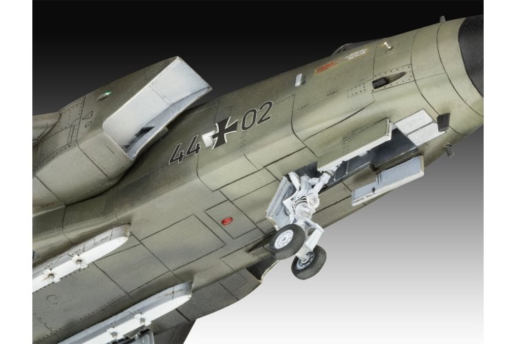 1:72 Revell 63801 Tornado Twin-Pack - 50th Anniversary Panavia Tornado - 2 Jet Aircraft - Model Set - Rev63801 11 - REV63801