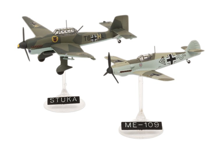 1:144 Revell 73770 Messerschmitt Bf109E & Junkers Ju87B Stuka &ndash; WWII German Propeller Aircraft &ndash; Starter Kit - Rev73770 2 - REV73770