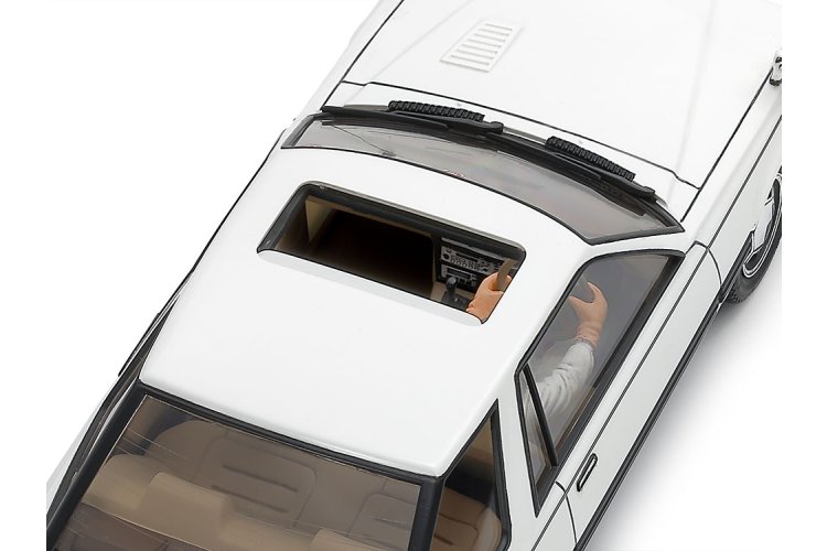 1:24 Tamiya 24378 Nissan Leopard 2-Door Hardtop 280X SF-L - Japanse Klassieke Luxeauto - Tam24378 4 - TAM24378