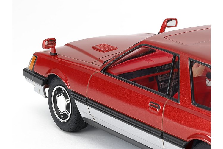 1:24 Tamiya 24378 Nissan Leopard 2-Door Hardtop 280X SF-L - Japanse Klassieke Luxeauto - Tam24378 5 - TAM24378