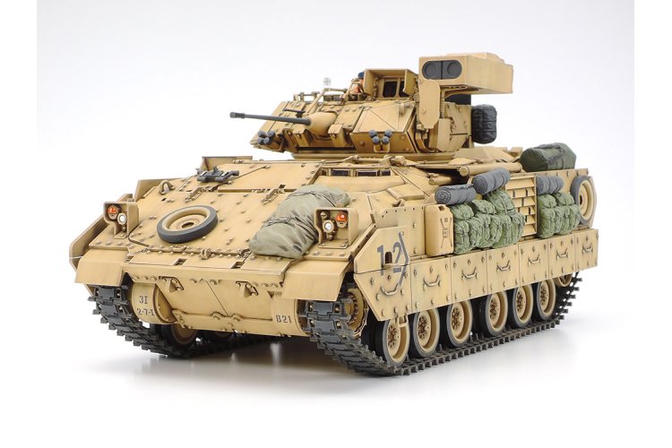 1:35 Tamiya 35264 M2 Bradley M2A2 ODS Infantry Fighting Vehicle with 1 Figure - Tam35264 2 - TAM35264