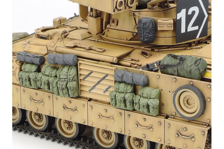 1:35 Tamiya 35264 M2 Bradley M2A2 ODS Infantry Fighting Vehicle with 1 Figure - Tam35264 5 - TAM35264