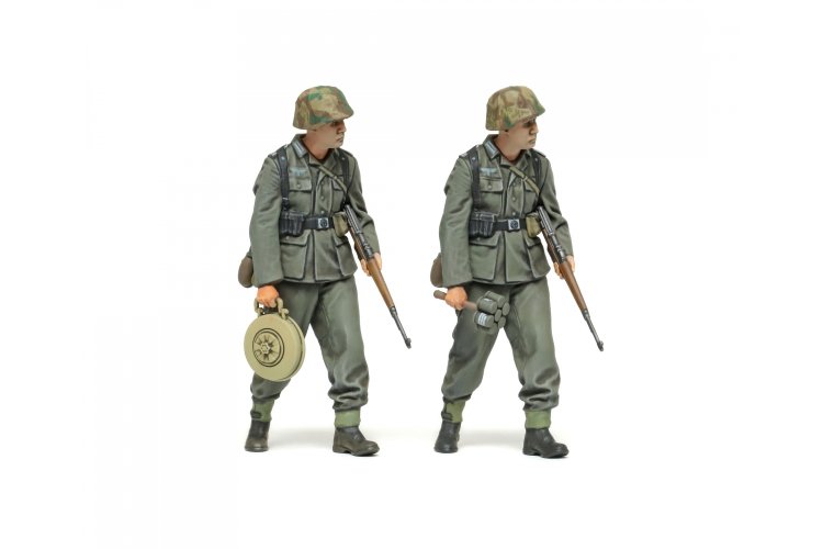 1:35 Tamiya 35382 German Infantry Set - Late WWII - Figures - Tam35382 3 - TAM35382